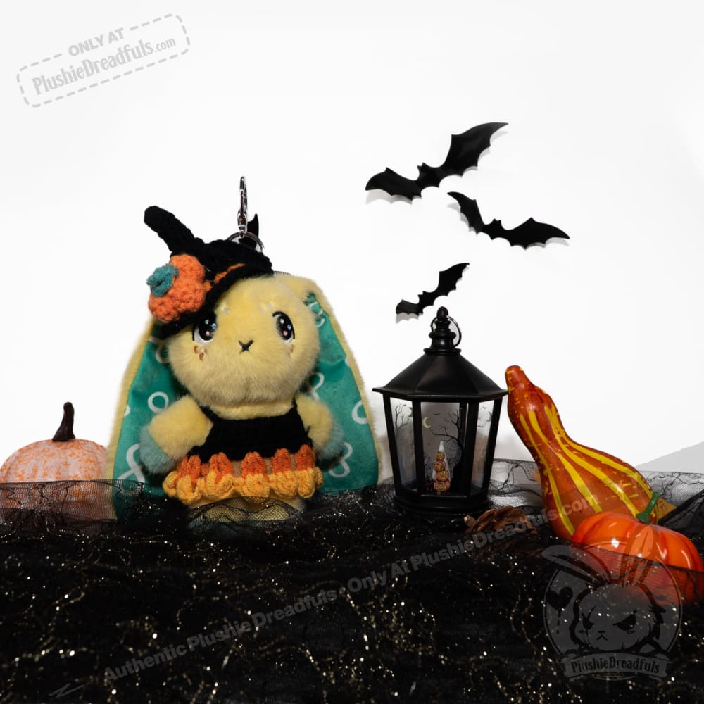 Mini Halloween Outfit (Random)