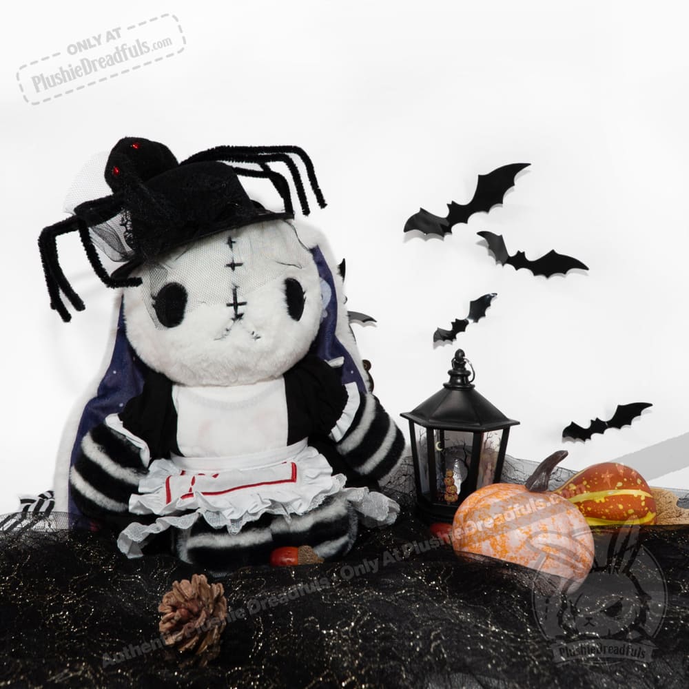 Mini Halloween Outfit (Random)