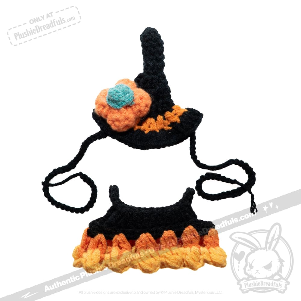 Mini Halloween Outfit (Random)